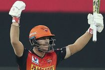 ಅರ್ಧ ಶತಕಗಳ ಅರ್ಧ ಶತಕ ಬಾರಿಸಿ ಐಪಿಎಲ್‌ನಲ್ಲಿ ಇತಿಹಾಸ ಬರೆದ ಡೇವಿಡ್ ವಾರ್ನರ್