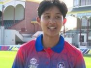 ವಿಡಿಯೋ: ಈಕೆಯ ಫೀಲ್ಡಿಂಗ್ ನೋಡಿ ಕ್ರಿಕೆಟ್ ಲೋಕವೇ ಬೆರಗು!