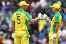 ಆಸಿಸ್ ಬ್ಯಾಟ್ಸ್‌ನ್‌ಗಳ ಅಬ್ಬರ : 390 ರನ್‌ಗಳ ಬೃಹತ್ ಗುರಿ ನೀಡಿದ ಆಸ್ಟ್ರೇಲಿಯಾ