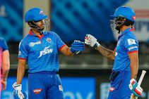 ಐಪಿಎಲ್ 2020: ಫೈನಲ್ ಒತ್ತಡ ಕಡಿಮೆ ಮಾಡಲು ವಿಚಿತ್ರ ಡ್ಯಾನ್ಸ್‌ನ ಮೊರೆ ಹೋದ ಡೆಲ್ಲಿ ಬಾಯ್ಸ್