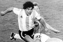 ನಾಪೋಲಿ ಸ್ಟೇಡಿಯಂಗೆ ದಂತಕತೆ ಡಿಯಾಗೋ ಮರಡೋನಾ ಹೆಸರು