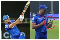 ಗೆದ್ದ ಮೇಲೆ 'ಹಲ್ಕ್' ಬೊಂಬೆ ಹಿಡಿದು ಮೈದಾನಕ್ಕೆ ಬಂದ ಸ್ಟೋಯ್ನಿಸ್‌: ಕಾರಣವೇನು?