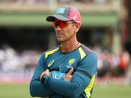 ಮಧ್ಯಮ ವೇಗದ ಬೌಲಿಂಗ್‌ಗೆ ತಿಣುಕಾಡುತ್ತಿದ್ದ ಲ್ಯಾಂಗರ್‌ಗೆ ನೆರವಾಗಿದ್ದರು ದಿಗ್ಗಜ ಕ್ರಿಕೆಟಿಗ