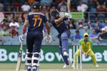 ಪಾಂಡ್ಯ ಜಡೇಜಾ ಸಾಹಸ, ಆಸ್ಟ್ರೇಲಿಯಾಗೆ 303 ರನ್‌ಗಳ ಗುರಿ ನೀಡಿದ ಭಾರತ