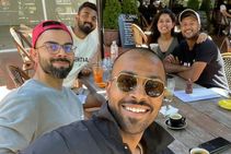 ಟಿ20 ಪಂದ್ಯಕ್ಕೂ ಮುನ್ನ ಕ್ಯಾನ್‌ಬೆರಾದ ಕೆಫೆಯಲ್ಲಿ ಟೀಮ್ ಇಂಡಿಯಾ ಸ್ಟಾರ್ಸ್