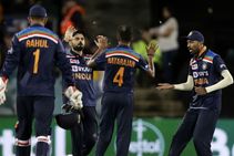 ಭಾರತ vs ಆಸೀಸ್: ಉತ್ತಮ ನಡೆಯಿಂದ ಗಮನ ಸೆಳೆದ ವಿರಾಟ್ ಕೊಹ್ಲಿ