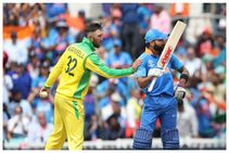 ಐಪಿಎಲ್ 2021: ಆರ್‌ಸಿಬಿಯನ್ನು ಕೂಡಿಕೊಳ್ಳಲು ಭಾರತಕ್ಕೆ ಬಂದಿಳಿದ ಮ್ಯಾಕ್ಸ್‌ವೆಲ್