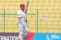 ಟೆಸ್ಟ್‌ ಕ್ರಿಕೆಟ್‌ನಲ್ಲಿ ಹೊಸ ಇತಿಹಾಸ ನಿರ್ಮಿಸಿದ ಹಶ್ಮತುಲ್ಲ ಶಾಹಿದಿ