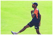 ಭಾರತ vs ಇಂಗ್ಲೆಂಡ್: ಬೌಲಿಂಗ್ ನಡೆಸಲು ಹಾರ್ದಿಕ್ ಪಾಂಡ್ಯ ಸಜ್ಜು