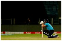 ಸ್ಯಾಮ್ ಕರ್ರನ್ ಕೆಚ್ಚೆಯ ಪ್ರದರ್ಶನ, ಅಂತಿಮ ಹಂತದವರಗೂ ಪಟ್ಟು ಸಡಿಲಿಸದ ಇಂಗ್ಲೆಂಡ್