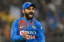 ಕುರ್ಚಿಯಿಂದ ಜಿಗಿದು ರಿಷಭ್ ಪಂತ್ ಶತಕ ಸಂಭ್ರಮಿಸಿದ ಕೊಹ್ಲಿ: ವಿಡಿಯೋ