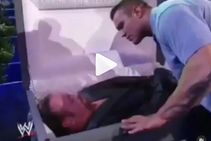 ಮುಂಬೈ ಇಂಡಿಯನ್ಸ್‌ನ ಅಂಡರ್‌ಟೇಕರ್‌ಗೆ ಹೋಲಿಸಿದ ಸೆಹ್ವಾಗ್: ವಿಡಿಯೋ