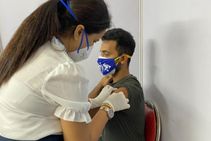 ಕೋವಿಡ್-19 ವ್ಯಾಕ್ಸಿನ್‌ನ ಮೊದಲ ಡೋಸ್ ಪಡೆದ ಅಜಿಂಕ್ಯ ರಹಾನೆ