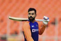 ಮಾಜಿ ಕ್ರಿಕೆಟರ್ ತಾಯಿಯ ಚಿಕಿತ್ಸೆಗೆ ಹಣದ ಕೊರತೆ ಎಂದ ಕೂಡಲೇ ನೆರವಿಗೆ ಧಾವಿಸಿದ ಕೊಹ್ಲಿ