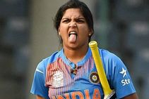 ಟೀಮ್ ಇಂಡಿಯಾ ವನಿತೆಯರ ವೇತನ ಶ್ರೇಣಿ ಪ್ರಕಟಿಸಿದ ಬಿಸಿಸಿಐ ; ವೇದಾ ಕೃಷ್ಣಮೂರ್ತಿಗೆ ನಿರಾಸೆ!