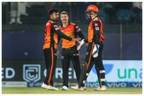 ವಾರ್ನರ್‌ರನ್ನು ನಾಯಕತ್ವದಿಂದ ವಜಾಗೊಳಿಸಿದಾಗ ನಾವ್ಯಾರೂ ತಲೆಕೆಡಿಸಿಕೊಳ್ಳಲಿಲ್ಲ ಎಂದ ಹೈದರಾಬಾದ್ ಆಟಗಾರ