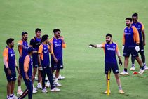 ಈತ ಸೆಹ್ವಾಗ್ ಹಾಗೂ ಗಿಲ್‌ಕ್ರಿಸ್ಟ್ ರೀತಿ ಎದುರಾಳಿಗಳಲ್ಲಿ ಭಯ ಹುಟ್ಟಿಸಬಲ್ಲ ಎಂದ ದಿನೇಶ್ ಕಾರ್ತಿಕ್