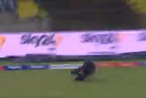 ಅದ್ಭುತ ಕ್ಯಾಚ್‌ನೊಂದಿಗೆ ರಾಜಪಕ್ಸ ವಿಕೆಟ್‌ ಮುರಿದ ಕೆ ಗೌತಮ್: ವಿಡಿಯೋ