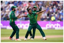 ಪಾಕಿಸ್ತಾನ ತಂಡದಲ್ಲಿ ಕ್ರಿಕೆಟಿಗರಿಗಿಂತ ಹೆಚ್ಚಾಗಿ ರೆಸ್ಲರ್‌ಗಳು ಇದ್ದಾರೆ: ಪಾಕ್ ಮಾಜಿ ಕ್ರಿಕೆಟಿಗನ ವ್ಯಂಗ್ಯ