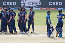 'ಮೂರ್ಖರಿಗೆ ತಲೆಕೆಡಿಸಿಕೊಳ್ಳಬೇಡಿ'; ಭಾರತದ ವಿರುದ್ಧ ಸರಣಿ ಸೋತ ನಂತರ ಕಿಡಿಕಾರಿದ ಶ್ರೀಲಂಕಾ ಕೋಚ್!