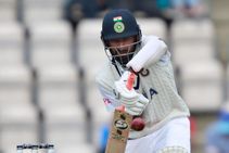 35 ಎಸೆತಗಳ ಬಳಿಕ 1 ರನ್ ಗಳಿಸಿದ ಪೂಜಾರಗೆ ಪ್ರೇಕ್ಷಕರಿಂದ ಸಿಕ್ಕಾಪಟ್ಟೆ ಸಿಳ್ಳೆ, ಚಪ್ಪಾಳೆ!