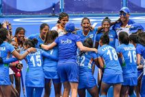 ಇತಿಹಾಸ ನಿರ್ಮಿಸಿದ ಭಾರತ ಮಹಿಳಾ ಹಾಕಿ ತಂಡ; ಭಾರತದ 'ಹೊಸ ವಾಲ್ ಸವಿತಾ ಪೂನಿಯಾ'ಗೆ ಟ್ವಿಟ್ಟರ್ ಜೈಕಾರ!