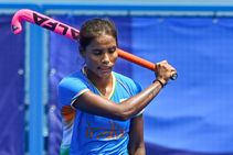 ಜಾತಿ ನಿಂದನೆಗೆ ಒಳಗಾದ ಹಾಕಿ ಆಟಗಾರ್ತಿ ವಂದನಾಗೆ 25 ಲಕ್ಷ ರೂ. ಘೋಷಣೆ!