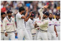 ಲಾರ್ಡ್ಸ್ ಅಂಗಳದಲ್ಲಿ ಟೀಮ್ ಇಂಡಿಯಾ ಘರ್ಜನೆ: ಇಂಗ್ಲೆಂಡ್ ವಿರುದ್ಧ ಭರ್ಜರಿ ಗೆಲುವು ಸಾಧಿಸಿದ ವಿರಾಟ್ ಪಡೆ