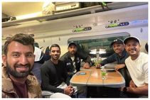 ಅಂತಿಮ ಪಂದ್ಯಕ್ಕಾಗಿ ಮ್ಯಾಂಚೆಸ್ಟರ್‌ನತ್ತ ಪ್ರಯಾಣ ಬೆಳೆಸಿದ ಟೀಮ್ ಇಂಡಿಯಾ