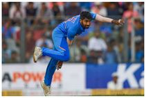 ಭಾರತ vs ಪಾಕಿಸ್ತಾನ: ಭಾರತದ ಪರ ಶ್ರೇಷ್ಠ ಸಾಧನೆಯ ಸನಿಹದಲ್ಲಿ ಜಸ್ಪ್ರೀತ್ ಬೂಮ್ರಾ