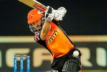 ಮಿಂಚಿನ ವೇಗದ ಥ್ರೋ ಮೂಲಕ ವಿಲಿಯಮ್ಸನ್ ಔಟ್ ಮಾಡಿದ ಹಸನ್: ವಿಡಿಯೋ