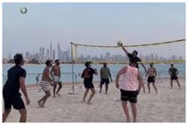 ಕಿವೀಸ್ ಕದನಕ್ಕೂ ಮುನ್ನ ಬೀಚ್ ವಾಲಿಬಾಲ್ ಆಡಿ ರಿಲ್ಯಾಕ್ಸ್ ಆದ ಟೀಮ್ ಇಂಡಿಯಾ ಆಟಗಾರರು: ವಿಡಿಯೋ