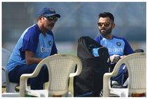 ಒಂದು ಬಾರಿ ಸೋತರೆ ಪೆನ್ ಹಾಗೂ ಪಿಸ್ತೂಲ್‌ಗಳು ಹೊರಬರುತ್ತವೆ: ಟೀಕೆಗಳ ಬಗ್ಗೆ ರವಿ ಶಾಸ್ತ್ರಿ ಪ್ರತಿಕ್ರಿಯೆ