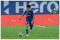 ಐಎಸ್‌ಎಲ್ 2021: ಚೆನ್ನೈಯಿನ್ ವಿರುದ್ಧ ಭರ್ಜರಿ ಗೆಲುವು ಸಾಧಿಸಿದ ಕೇರಳ ಬ್ಲಾಸ್ಟರ್ಸ್