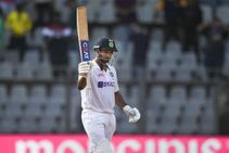 ಮುಂಬೈ ಟೆಸ್ಟ್: 150 ರನ್ ಗಳಿಸಿ ನಿರ್ಗಮಿಸಿದ ಆಪತ್ಬಾಂಧವ ಮಯಾಂಕ್ ಅಗರ್ವಾಲ್