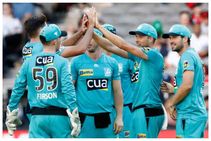 ಬ್ರಿಸ್ಬೇನ್ ಹೀಟ್‌ನ 12 ಆಟಗಾರರಿಗೆ ಕೊರೊನಾ ಪಾಸಿಟಿವ್: ಸಿಡ್ನಿ ಸಿಕ್ಸರ್ ವಿರುದ್ಧದ ಪಂದ್ಯ ರದ್ದು