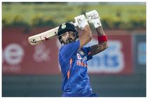 4 ಬದಲಾವಣೆ ಮಾಡಿದರೂ ಈ ಆಟಗಾರನಿಗಿಲ್ಲ ಅವಕಾಶ: ಕೆಎಲ್ ರಾಹುಲ್ ಸ್ವಾರ್ಥಿ ಎಂದ ನೆಟ್ಟಿಗರು