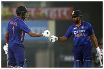 ವಿಂಡೀಸ್ ಸರಣಿ: ಈ ಆಟಗಾರರ ಮೇಲೆ ನೇತಾಡುತ್ತಿದೆ ತೂಗುಗತ್ತಿ: ರೋಹಿತ್ ನಾಯಕತ್ವ ಬಹುತೇಕ ಫಿಕ್ಸ್: ವರದಿ