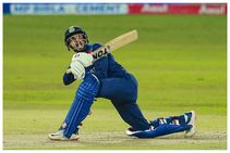 ಭಾರತ vs ದ. ಆಫ್ರಿಕಾ ಏಕದಿನ ಸರಣಿ; ಓರ್ವ ಕನ್ನಡಿಗ ಸಹಿತ ಈ 3 ಆಟಗಾರರು ಸರಣಿಯುದ್ದಕ್ಕೂ ಬೆಂಚ್ ಕಾಯಲು ಸೀಮಿತ!