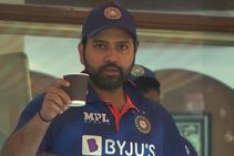 ಭಾರತ vs ಶ್ರೀಲಂಕಾ: ಪಂದ್ಯದ ವೇಳೆ ಛಾಯಾಗ್ರಾಹಕನನ್ನು ಕಾಫಿಗೆ ಆಹ್ವಾನಿಸಿದ ರೋಹಿತ್; ವಿಡಿಯೋ ವೈರಲ್