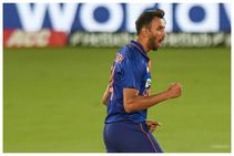 ಐಪಿಎಲ್ ಹರಾಜು: ಕನ್ನಡಿಗ ಪ್ರಸಿದ್ಧ ಕೃಷ್ಣಗೆ ಫುಲ್ ಡಿಮ್ಯಾಂಡ್, ಭಾರೀ ಬೆಲೆಗೆ ಬಿಕರಿಯಾಗುವ ಸಾಧ್ಯತೆ