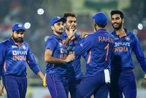 ವೆಸ್ಟ್ ಇಂಡೀಸ್ ವಿರುದ್ಧದ ಟಿಟ್ವೆಂಟಿ ಸರಣಿಯನ್ನು ಭಾರತ ಗೆಲ್ಲಬೇಕೆಂದರೆ ಈ ಆಟಗಾರರು ತಂಡದಲ್ಲಿರಲೇಬೇಕು!