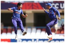 ಅಂಡರ್ 19 ವಿಶ್ವಕಪ್ ಫೈನಲ್‌:ಇಂಗ್ಲೆಂಡ್ ವಿರುದ್ಧ ಭರ್ಜರಿ ಜಯಭೇರಿ ಬಾರಿಸಿದ ಭಾರತದ ಮುಡಿಗೆ 5ನೇ ವಿಶ್ವಕಪ್ ಗರಿ