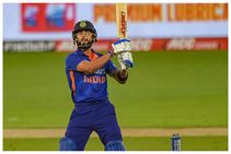 ವಿರಾಟ್ ಕೊಹ್ಲಿ ದಾಖಲೆ: ತವರಿನಲ್ಲಿ ವೇಗವಾಗಿ 5000 ODI ರನ್‌ ಕಲೆಹಾಕಿದ ಪ್ಲೇಯರ್