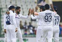 ಭಾರತ vs ಶ್ರೀಲಂಕಾ: ಬ್ಯಾಟಿಂಗ್‌, ಬೌಲಿಂಗ್‌ ಎರಡರಲ್ಲೂ ಮಿಂಚಿ ಇನ್ನಿಂಗ್ಸ್ ಗೆಲುವು ದಾಖಲಿಸಿದ ಭಾರತ