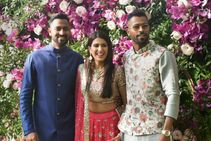 ನಿಮ್ಮನ್ನು ಈ ರೀತಿ ನೋಡಲು ನೋವಾಗುತ್ತದೆ: ಪಾಂಡ್ಯ ಬ್ರದರ್ಸ್ ಕುರಿತು ಪಂಖೂರಿ ಶರ್ಮಾ ಭಾವನಾತ್ಮಕ ಪೋಸ್ಟ್