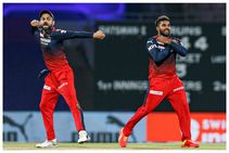 RCB vs KKR: ಆರ್‌ಸಿಬಿ ದಾಳಿಗೆ ಕೆಕೆಆರ್ ತತ್ತರ, 128 ರನ್‌ಗಳಿಗೆ ಆಲೌಟ್