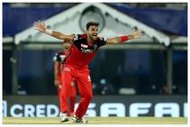 ಆರ್‌ಸಿಬಿ ವೇಗಿ ಹರ್ಷಲ್ ಪಟೇಲ್ ಸೋದರಿ ನಿಧನ: ಐಪಿಎಲ್ ಬಯೋಬಬಲ್ ತೊರೆದ ವೇಗಿ