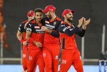 ಆರ್‌ಸಿಬಿಯಿಂದ ಹೊರಬಿದ್ದಿರುವ ಹರ್ಷಲ್ ಪಟೇಲ್ ಬದಲು ಕಣಕ್ಕೆ ಈ ಆಟಗಾರ; ತಂಡದಲ್ಲಿ ಭಾರೀ ಬದಲಾವಣೆ!