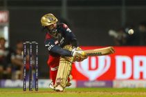 RCB vs RR: ಅಬ್ಬರಿಸಿದ ಅಹ್ಮದ್, ಡಿಕೆ; ರಾಜಸ್ಥಾನ್ ರಾಯಲ್ಸ್ ಗೆಲುವಿನ ಓಟಕ್ಕೆ ಬ್ರೇಕ್ ಹಾಕಿದ ಆರ್‌ಸಿಬಿ